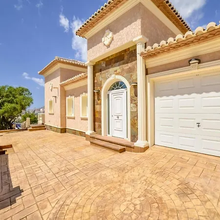 Esperanza - Plusholiddays Villa Calp