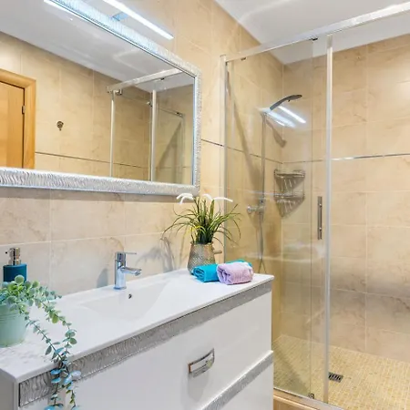 Esperanza - Plusholiddays Villa *