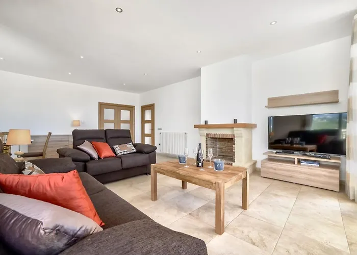 Esperanza - Plusholiddays * Calpe